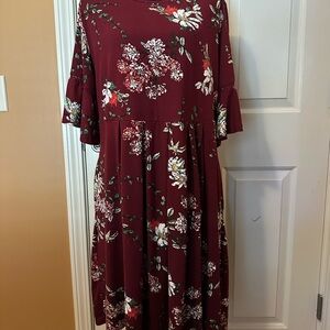 Women's Burgundy Floral Midi Dress with Flutter Sleeves